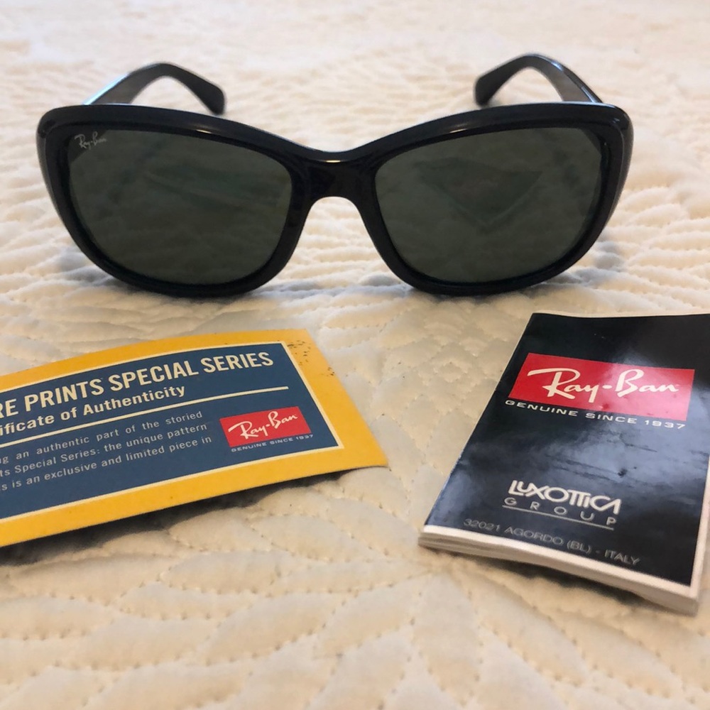 NWOT 100% authentic ray ban sunglasses